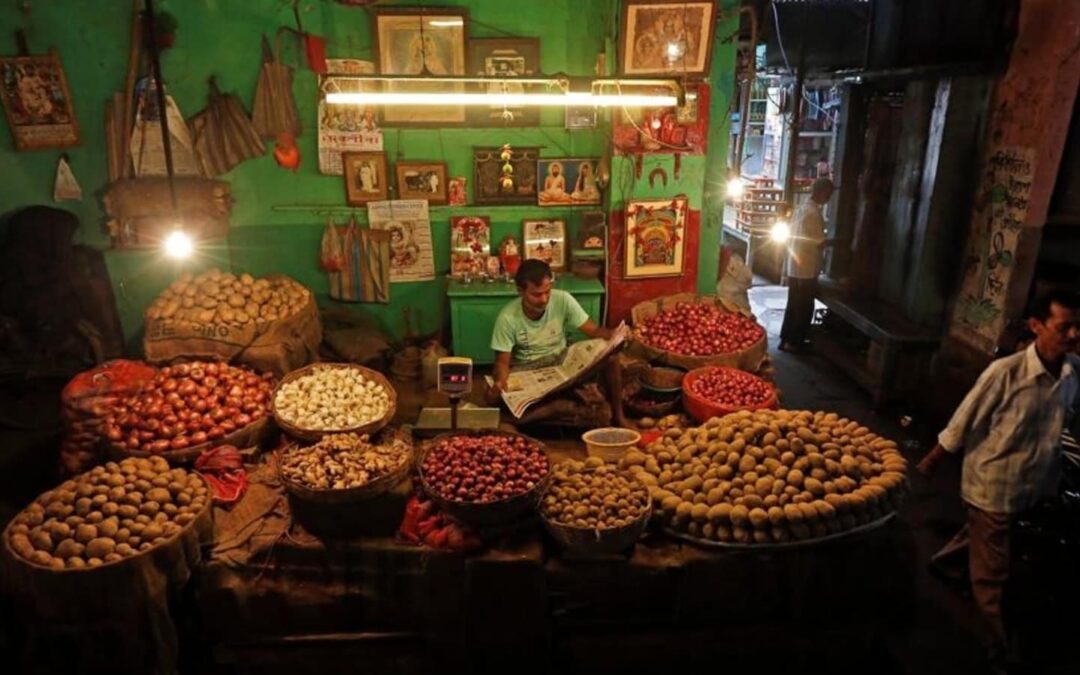 Retail inflation climbs to 4.91% in November