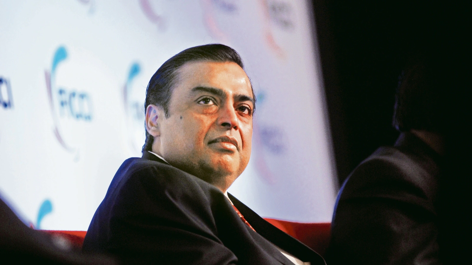 Explainer: Amazon’s battle with Reliance for India retail supremacy