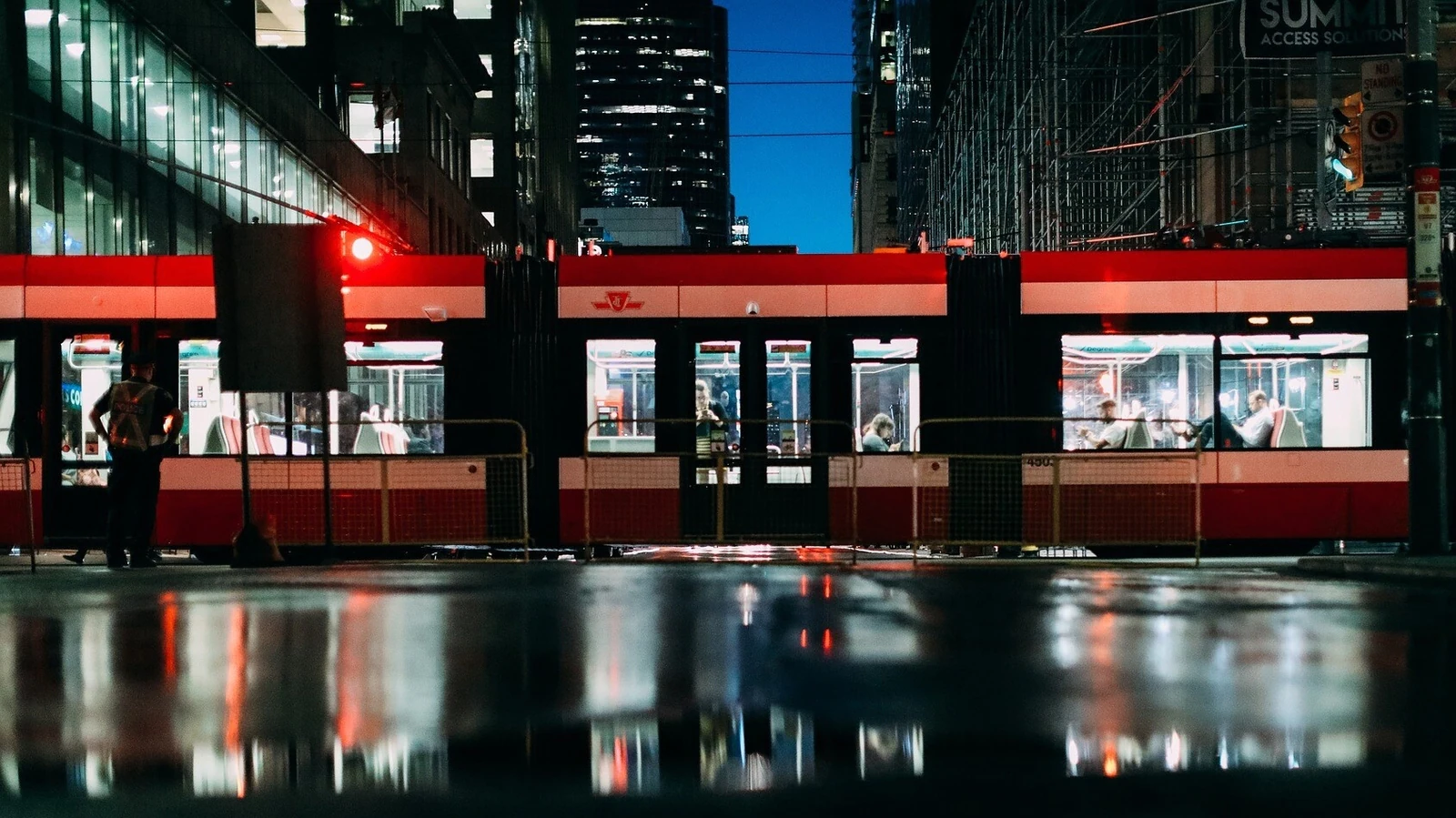 ‘Over a million vacant jobs’: Canada May govt data signals hope