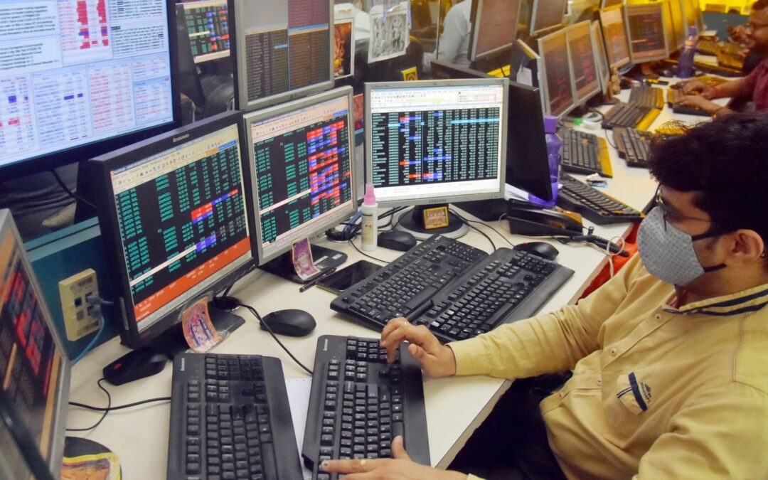 Indices close on mixed note as Sensex falls to 62,835, Nifty in green at 18,701
