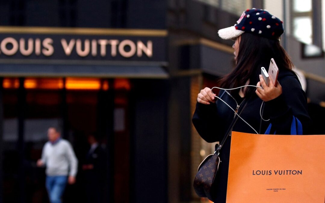 Louis Vuitton gets new boss, Bernard Arnault, appoints daughter as Dior head