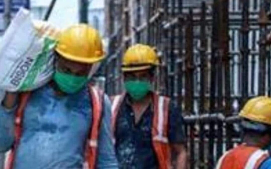 Manufacturing PMI reaches 13-month high in December