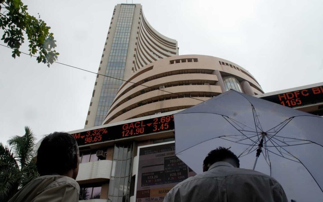 Sensex falls 540 points to close at 59,806; Nifty sheds over 160 points