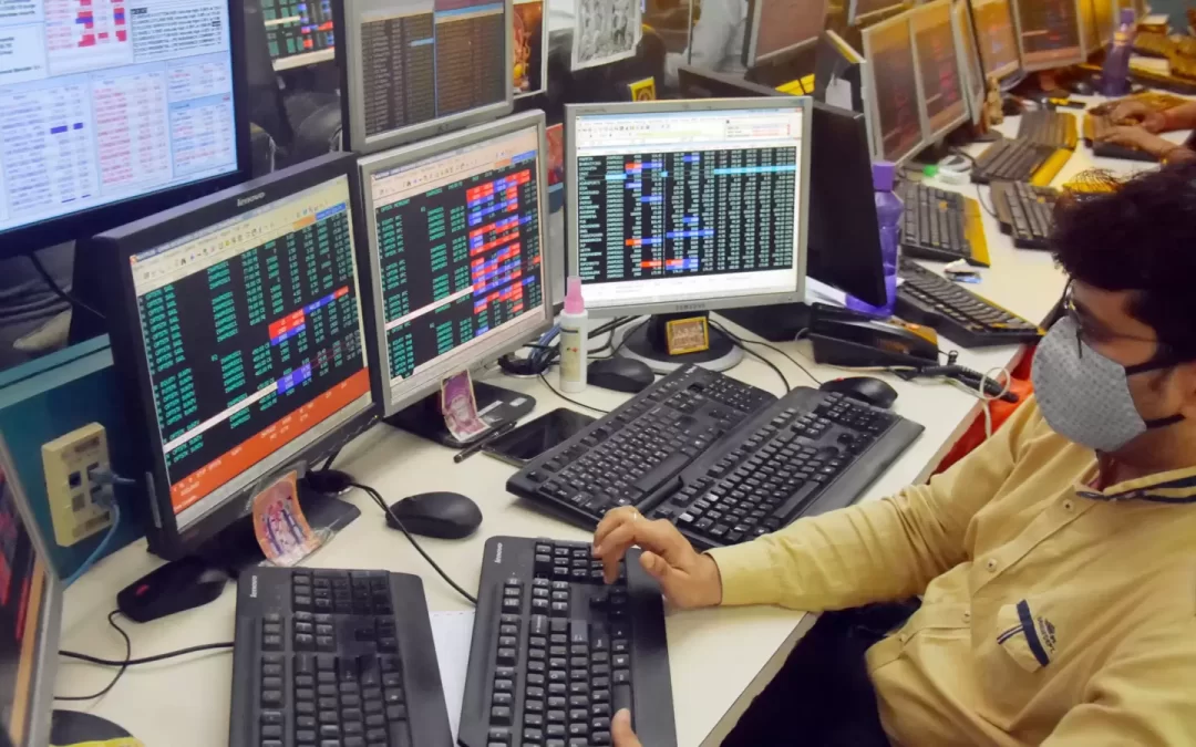 Sensex opens in green at 59,136; Nifty above 17,350