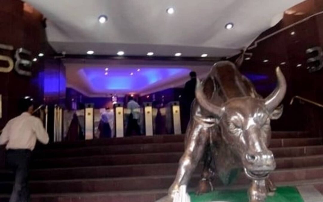 Sensex opens in green at over 60,000, Nifty rises to 17,743